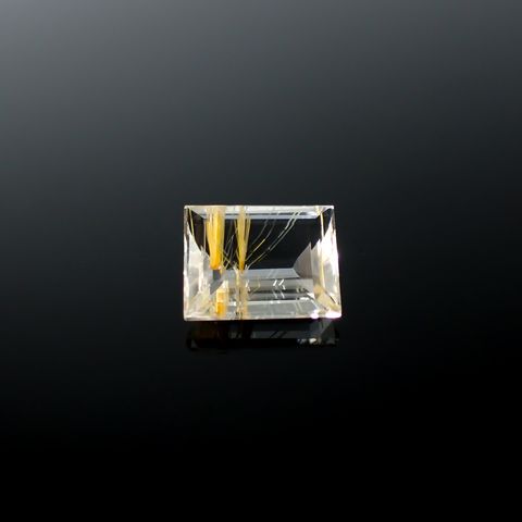 ニードルイントパーズ(チューブイントパーズ) ブラジル・ミナスジェライス州産 4.72ct[240225880]10.6x8.5mm前後