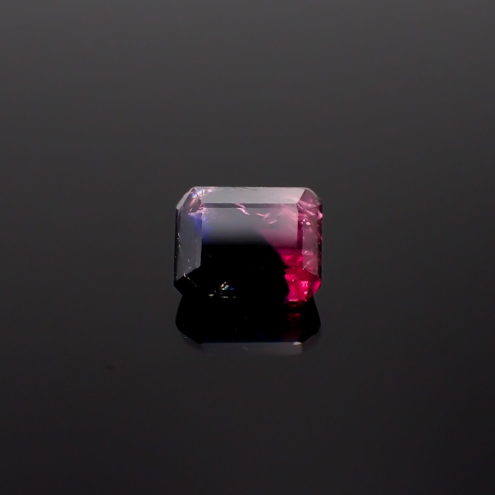 ウィンザーサファイア タンザニア・ウィンザー産 1.58ct