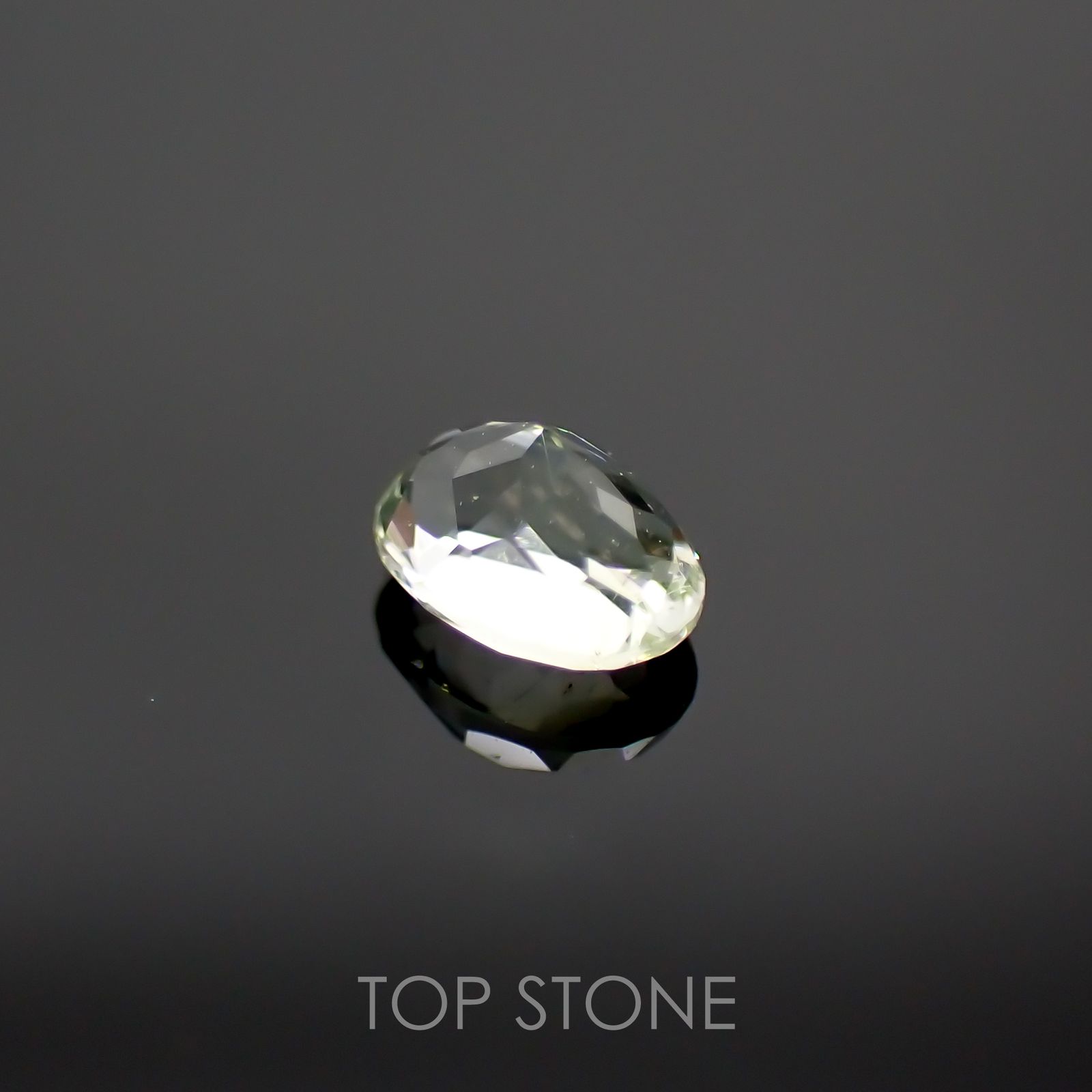 ハイアライトオパール(宝石名オパール) メキシコ産 0.149ct ソ付(彩珠)[210711159]4.1×2.9mm前後