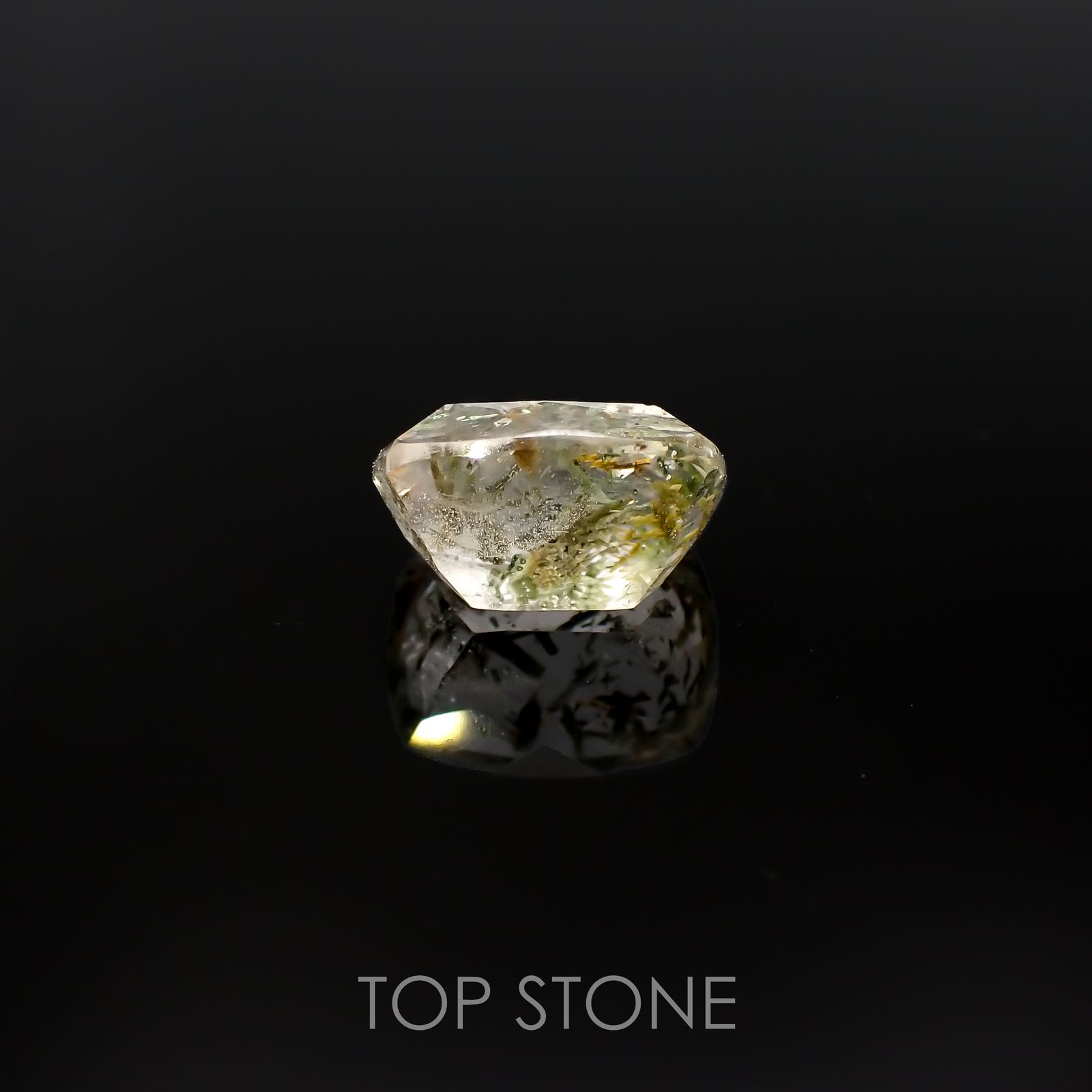 ヘデンベルジャイトインクォーツ インドネシア産 2.53ct[220917826]9.5x7.1mm前後