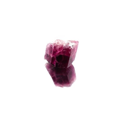 レッドベリル 原石(宝石名レッド・ベリル)アメリカ・ユタ州ワーワーマウンテン産 1.85ct 識別済[231024019]7.1x6.5mm前後