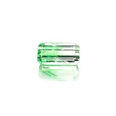 バイカラーツァボライト(宝石名グリーン グロッシュラー・ガーネット)タンザニア産 識別済 1.15ct / 7.7x4mm前後 [231124265]