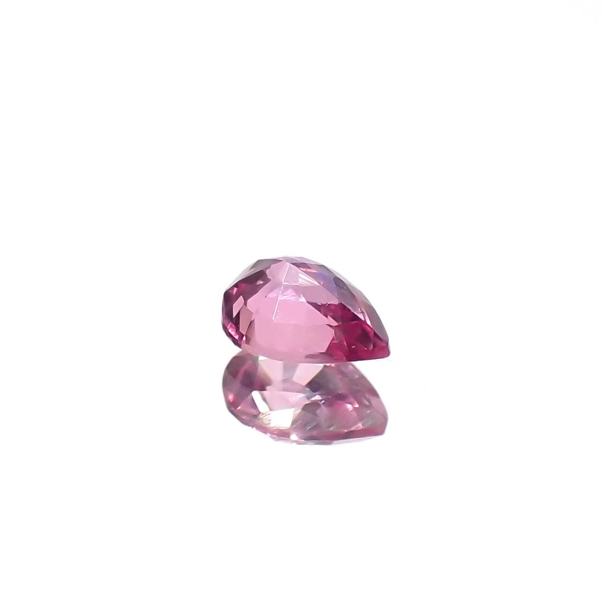 ネオンピンクサファイア スリランカ産 0.17ct[240226302]3.7x2.9mm前後