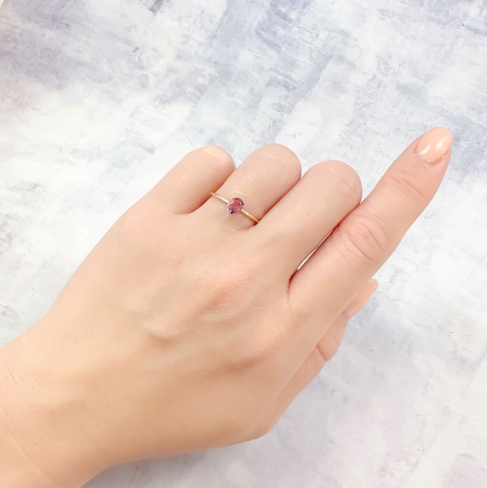 ウィンザーサファイア タンザニア・ウィンザー産 0.43ct[230120008]5.2x4.1mm前後