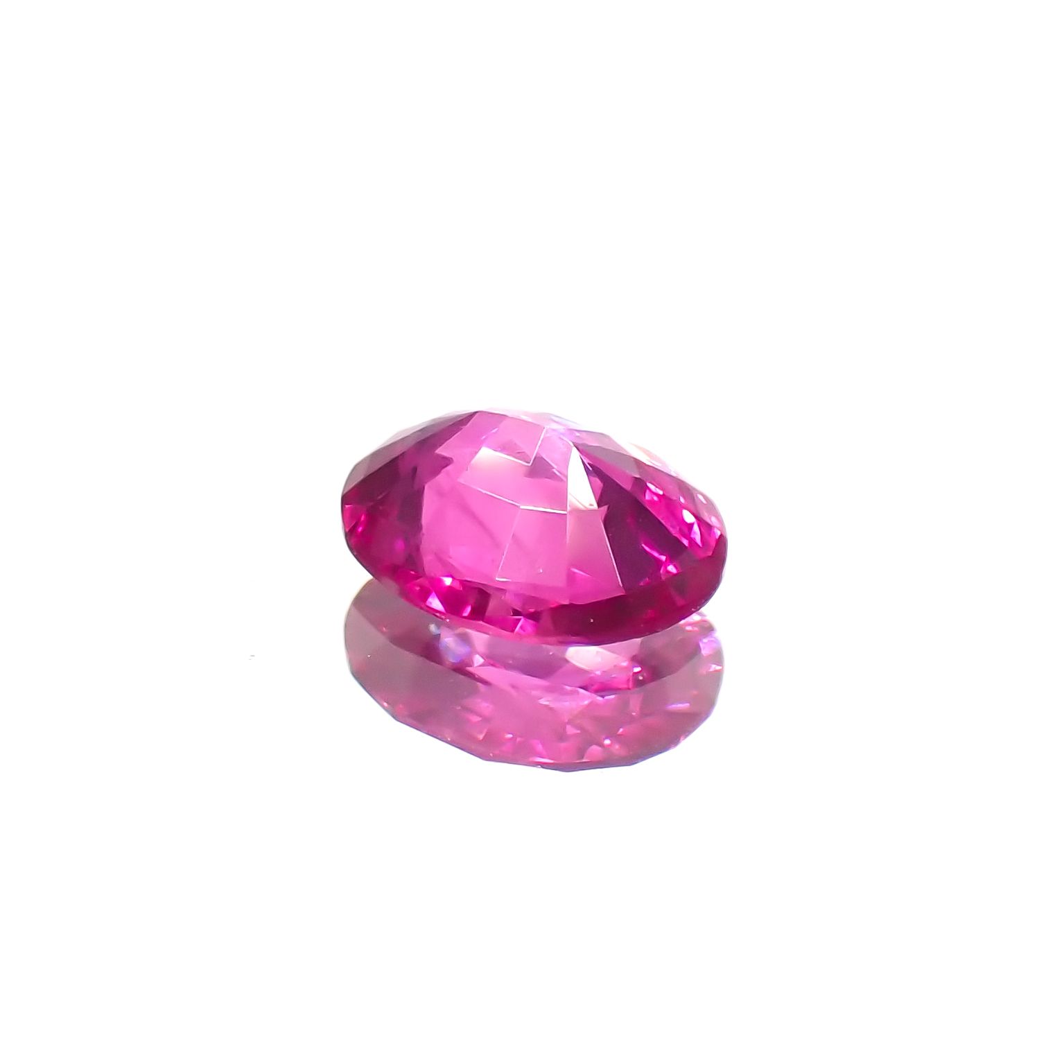 ルビー ビルマ/モザンビーク産 0.22ct[230622351]4.3x3.6mm前後