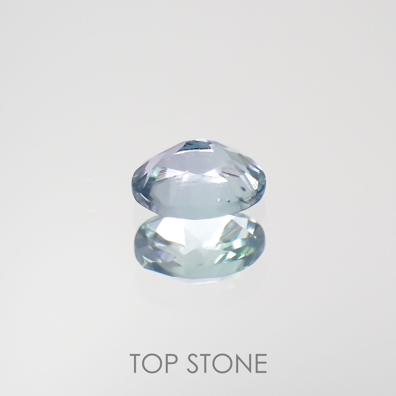 ブルーグリーンコーネルピン(宝石名コーネルピン)タンザニア産 0.11ct 識別済[221219231]3.3x2.3mm前後