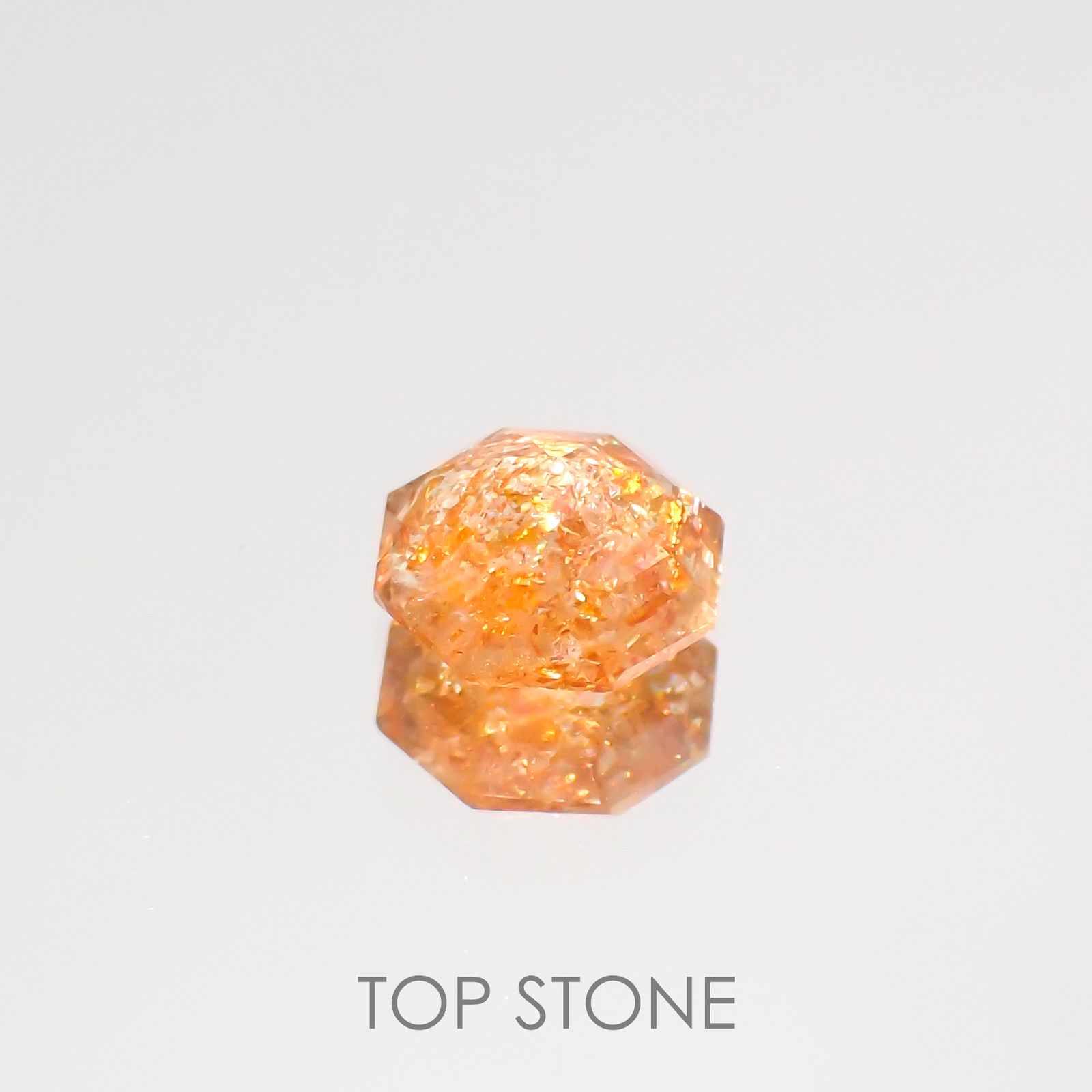 ◇オクタゴンカット◇イリュージョンサンストーン インド産 0.77ct[220115490]6.2x6.1mm前後