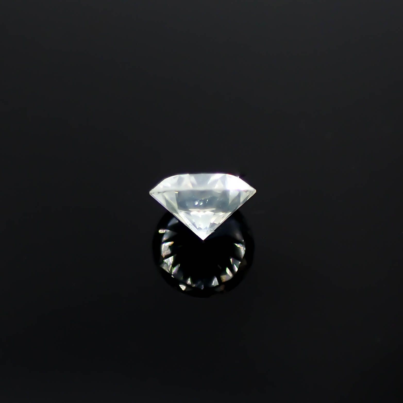 シルキーダイヤモンド 0.10ct [250730765]3.1x3.1mm前後