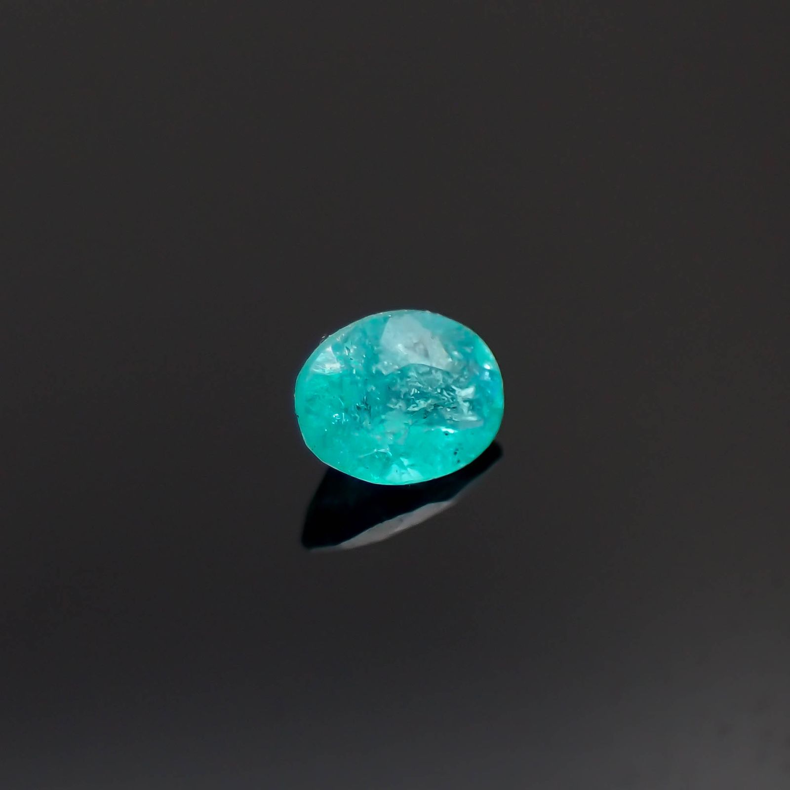 パライバトルマリン ブラジル・パライバ州バターリャ鉱山産 0.078ct[231225250]3.2x2.5mm前後