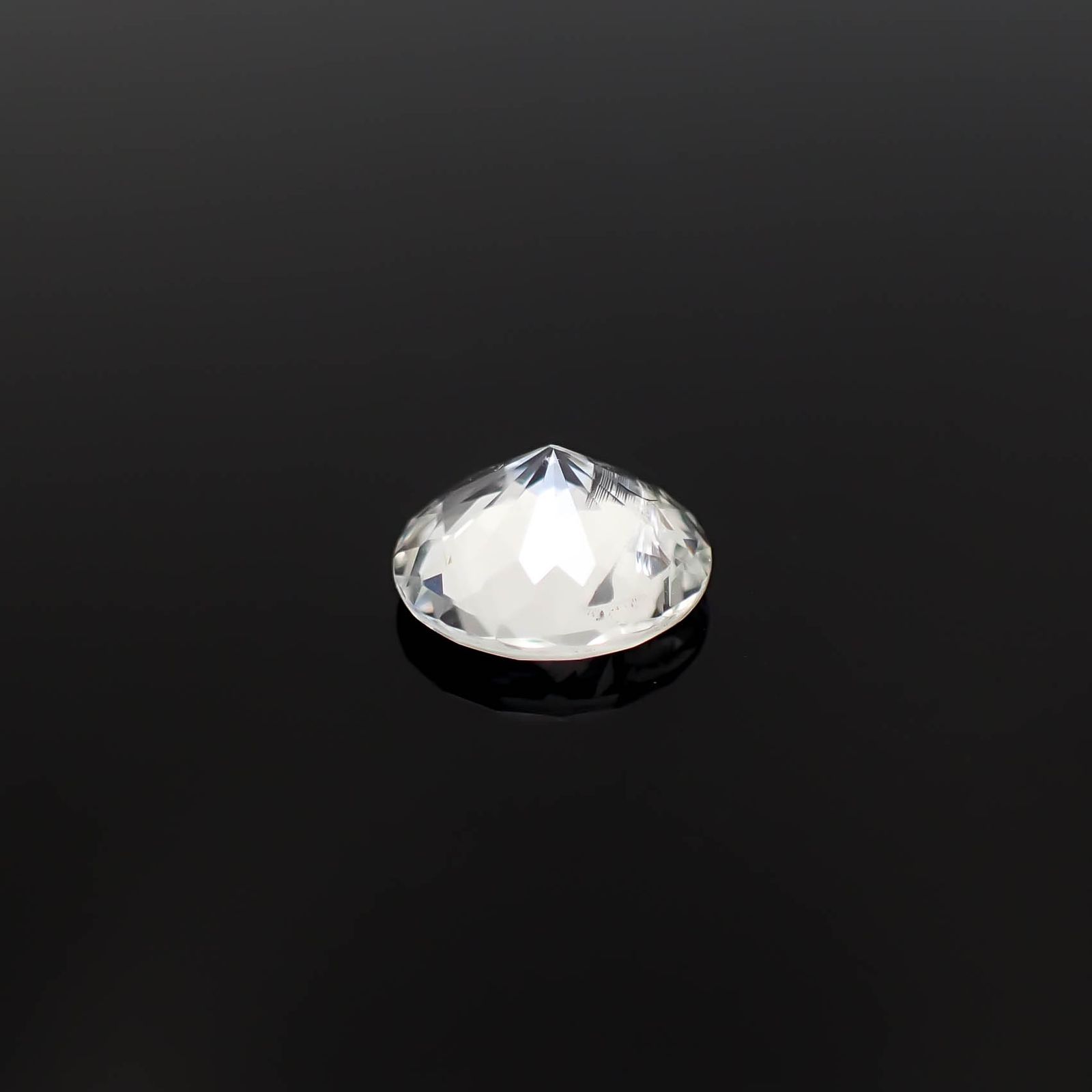 オーソクレース(宝石名ホワイト・オーソクレース)パキスタン産 0.70ct 識別済[250530442]6.6x6.6mm前後