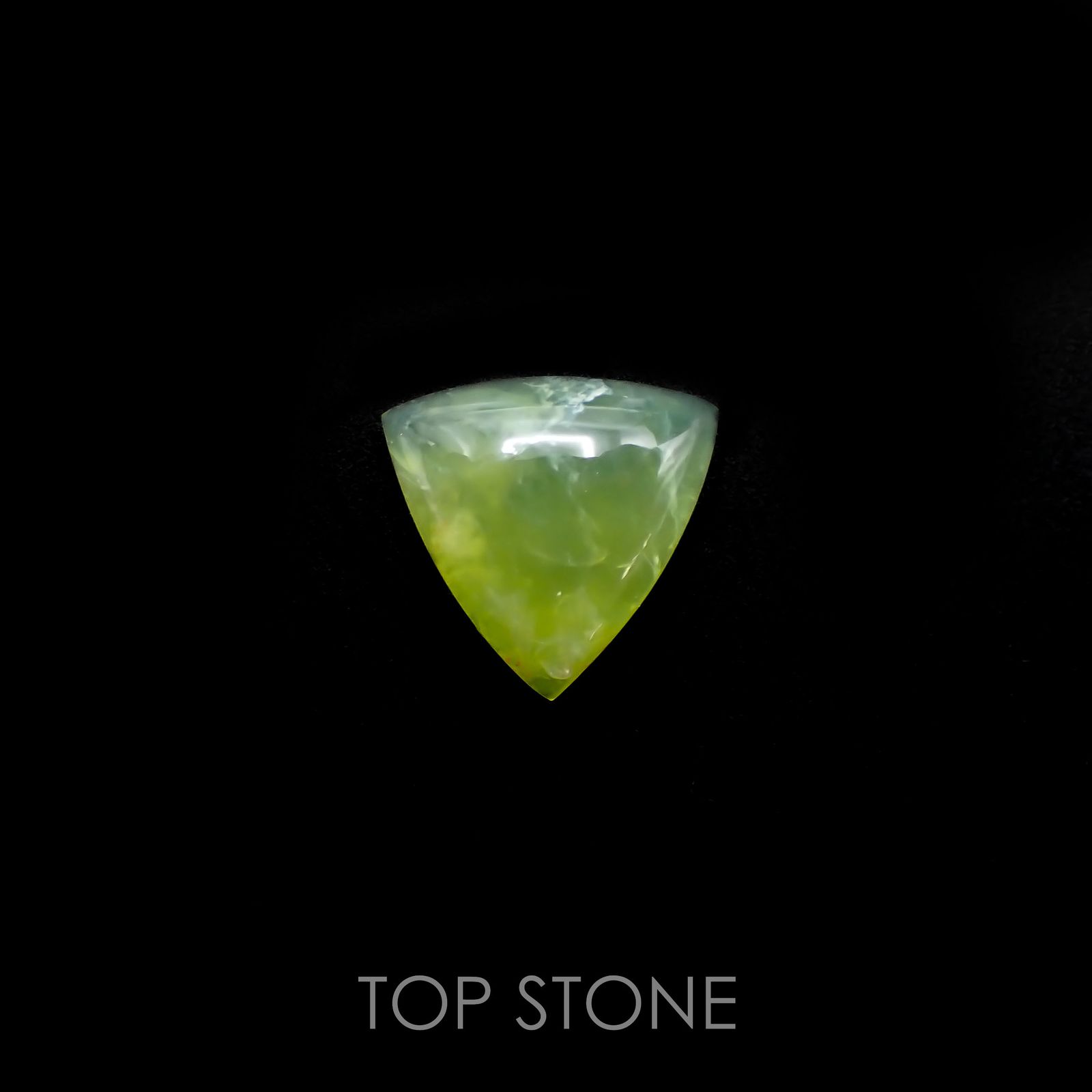 グリーンオパール ブラジル・アマゾン産 3.26ct[220917895]11.8x12.2mm前後