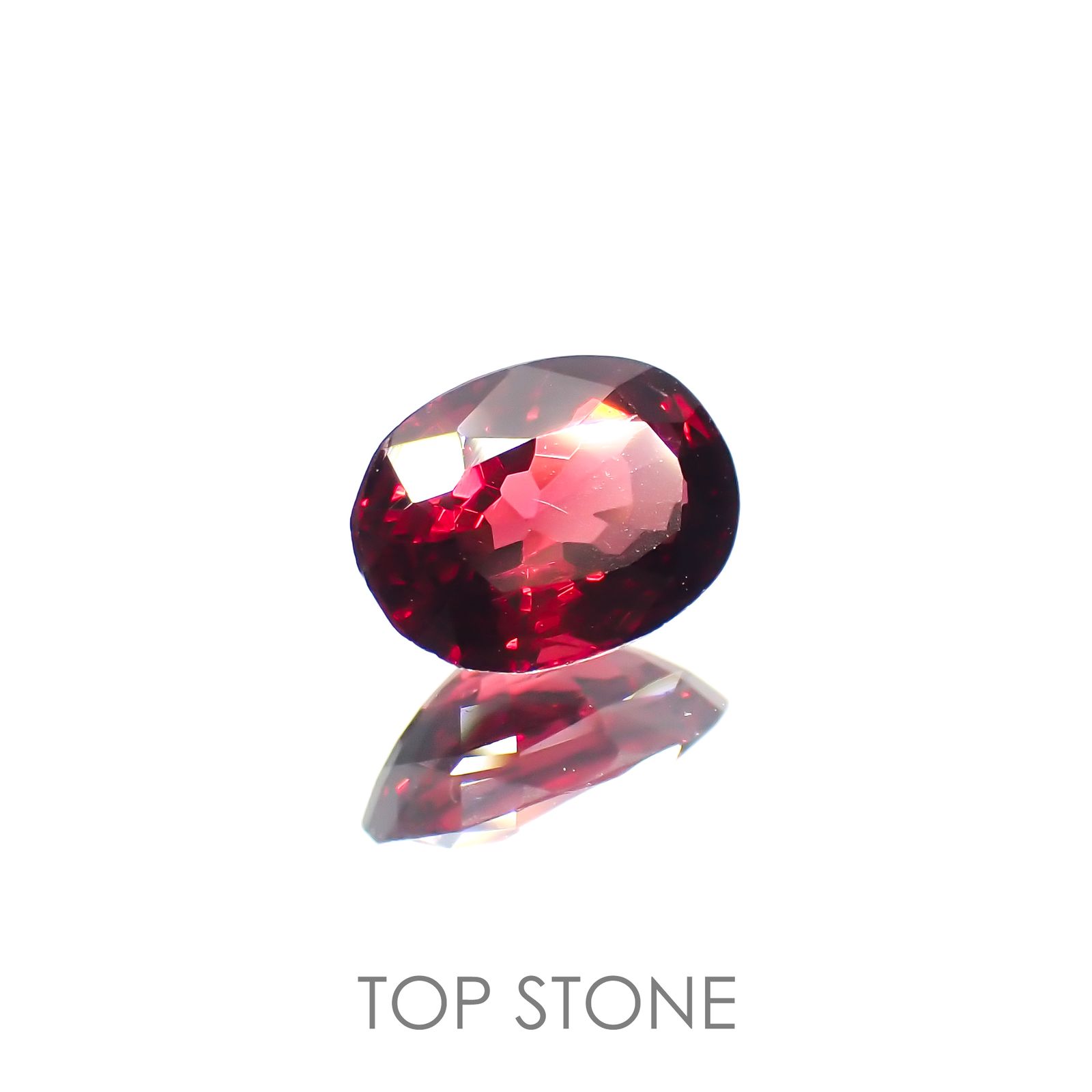 レッドスピネル(宝石名レッド・スピネル) タンザニア産 0.931ct ソ付(彩珠)[20085156]7×5.2mm前後