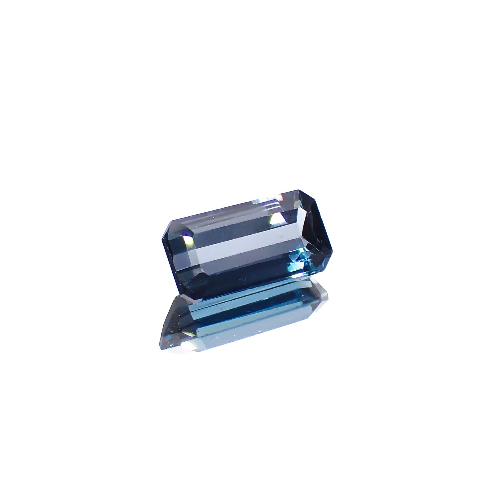 ロンドンブルートパーズ ブラジル産 2.33ct[240326800]10.5x5.3mm前後