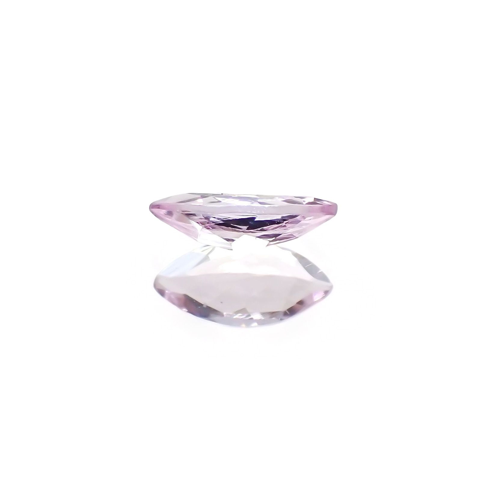 ピンクゾイサイト(宝石名ピンク・ゾイサイト)タンザニア産 識別済 0.32ct / 7x3.4mm前後 [231124169]