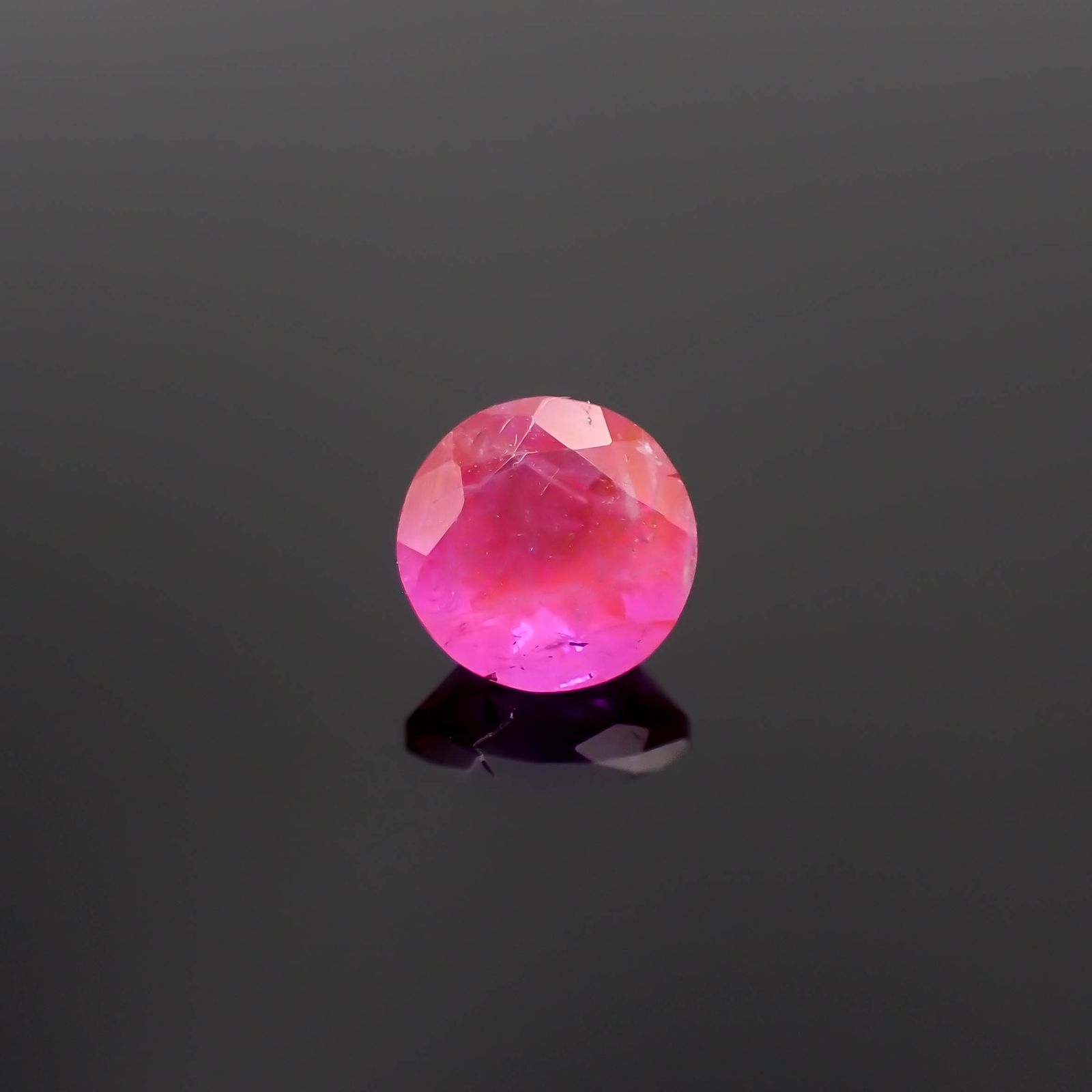 ハックマナイト アフガニスタン産 0.56ct[230421866]5.7x5.7mm前後