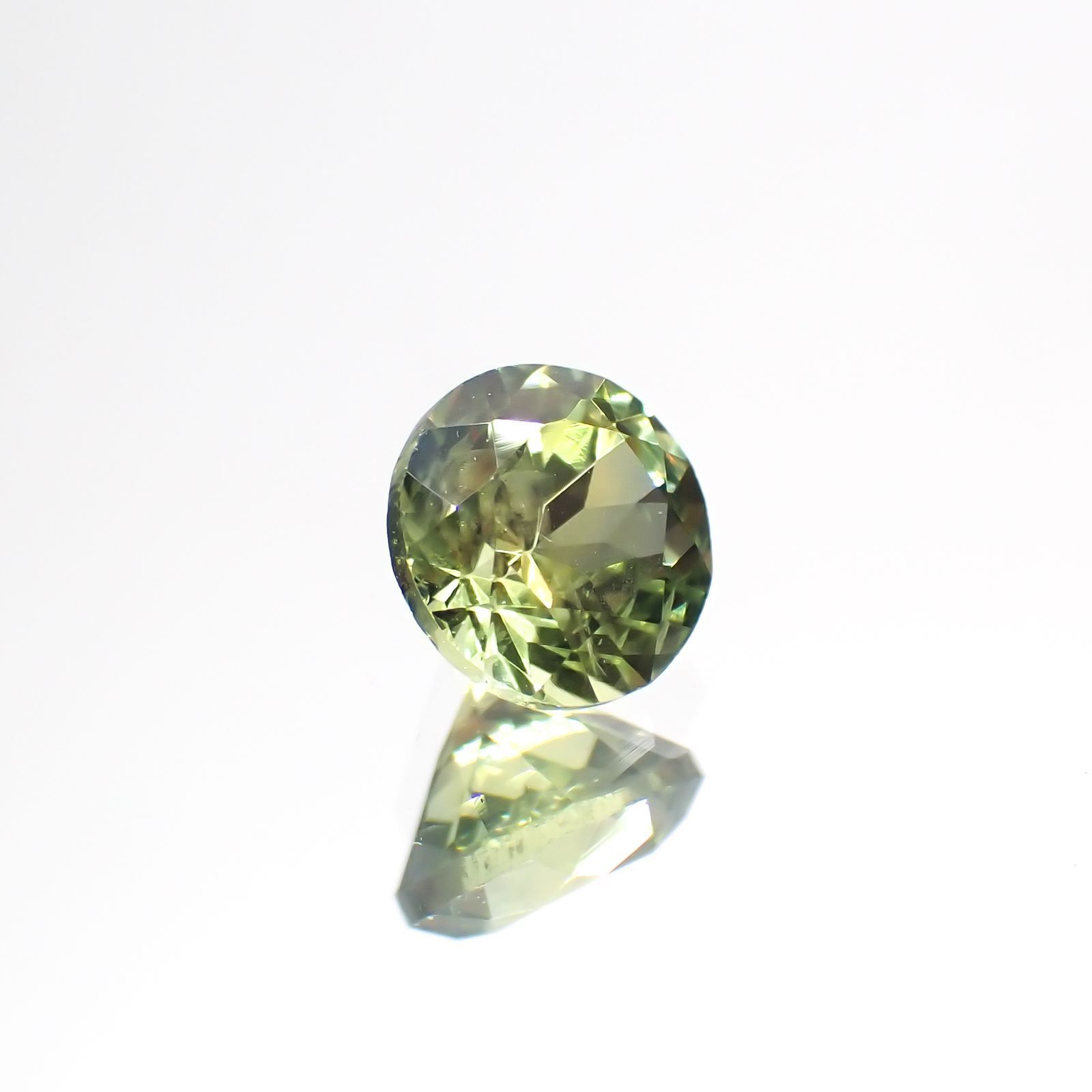 モンタナサファイア(宝石名サファイア)アメリカ・モンタナ州産 0.73ct 識別済[220114017]5.1x5.1mm前後