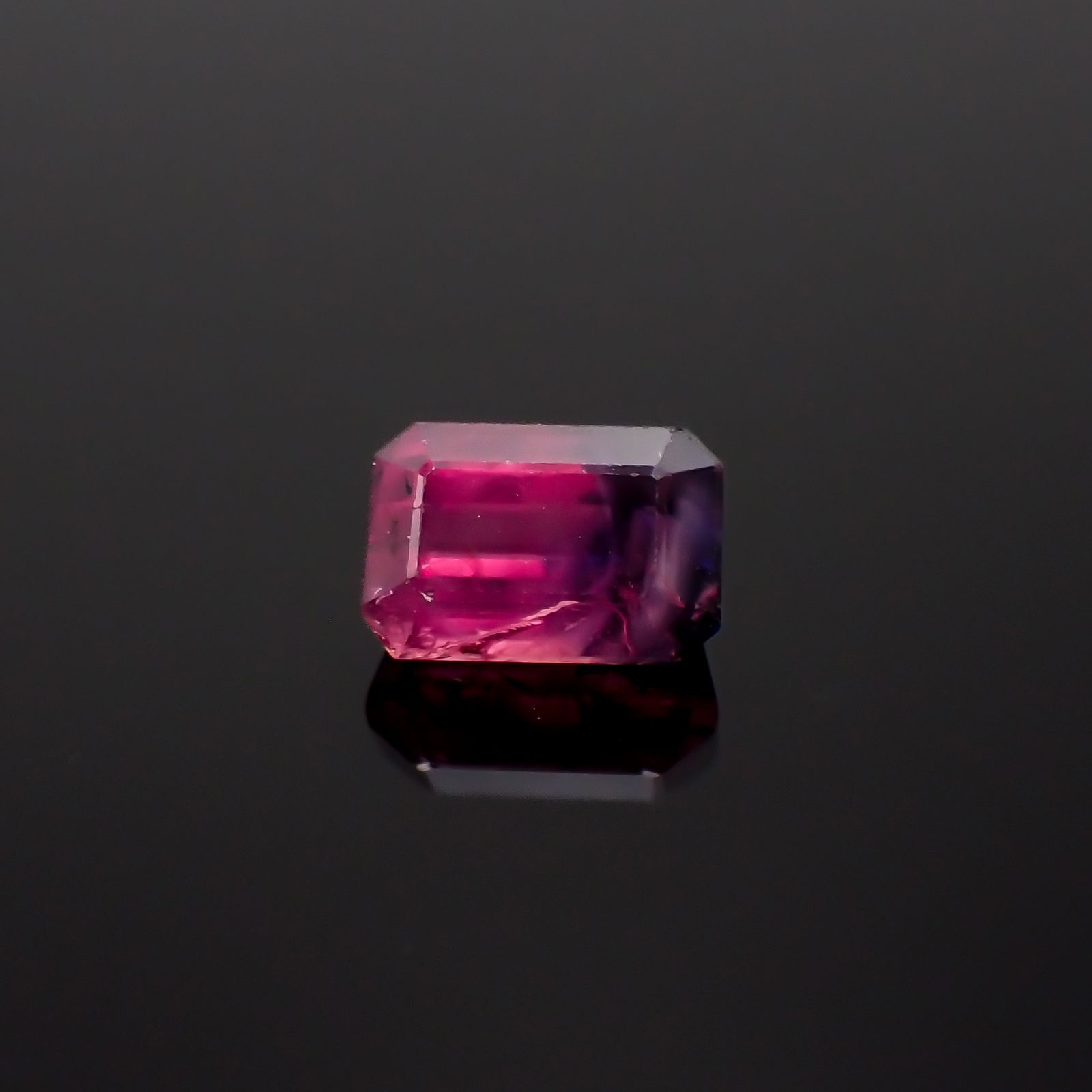 ウィンザーサファイア タンザニア・ウィンザー産 1.32ct[231224670]6.5x4.4mm前後