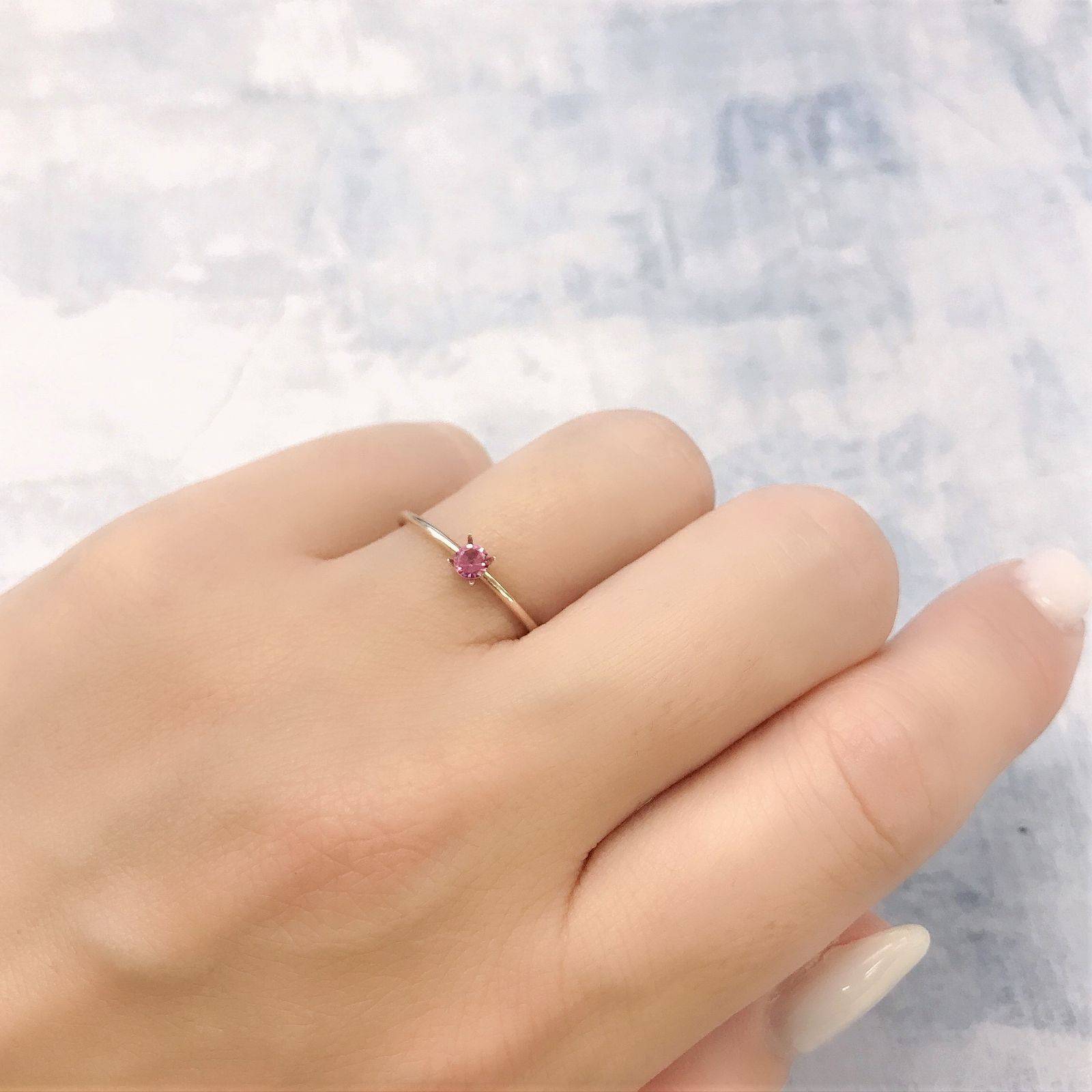 ホットピンクスピネル(宝石名ピンク・スピネル)タンザニア産 0.12ct 識別済[220616596]3x3mm前後