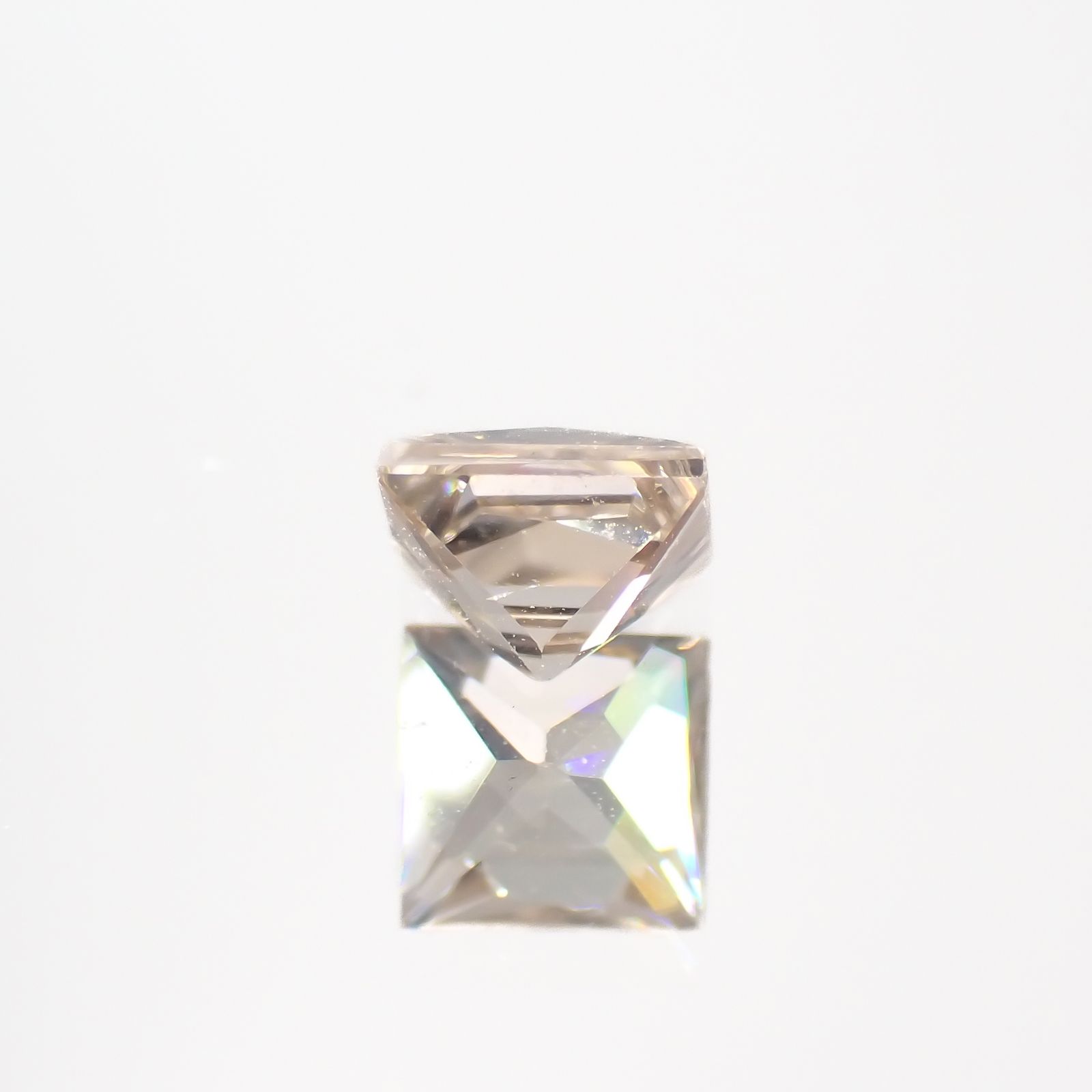 ◇プリンセスカット◇シャンパンカラージルコン スリランカ/カンボジア産 0.56ct[230421645]4x3.9mm前後