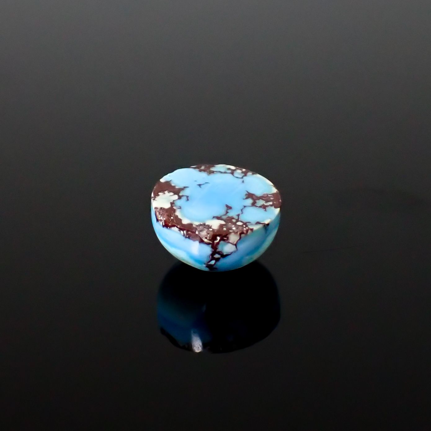 ターコイズ カザフスタン・ゴールデンヒル鉱山産 4.62ct / 10x10mm前後 [260632390]