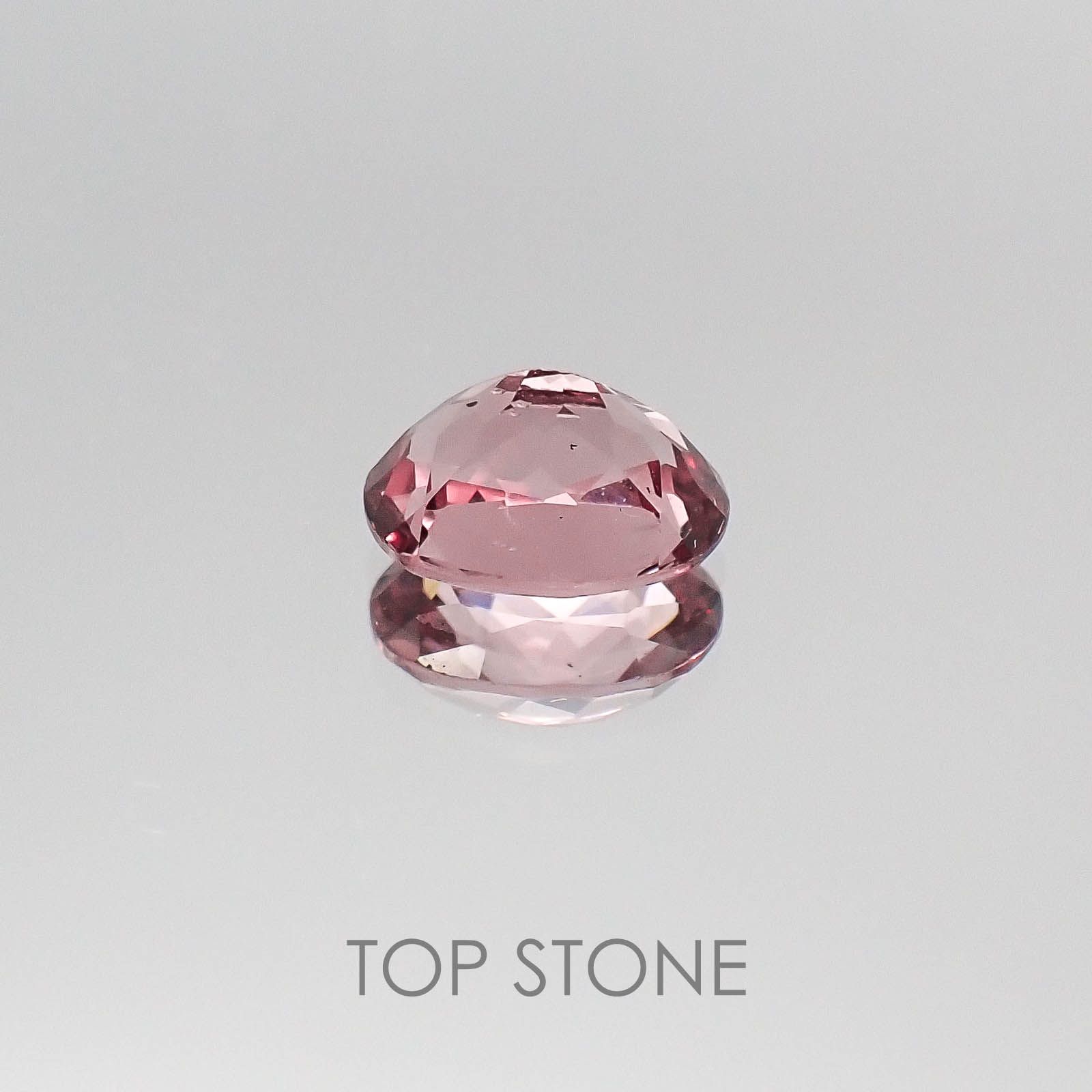 カラーチェンジマラヤガーネット タンザニア産 ルース 1.23ct[20074270]7.4×5.4mm前後