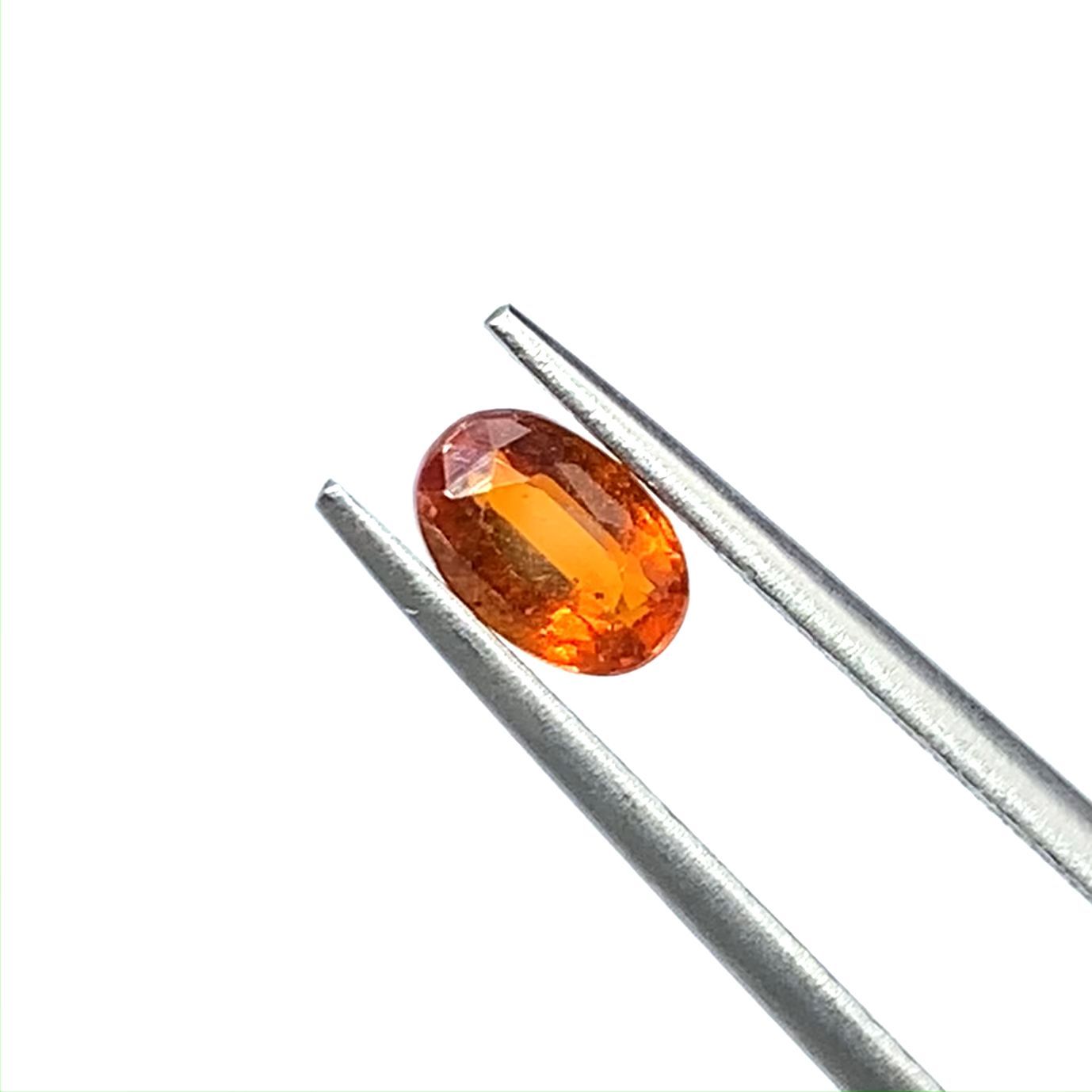 オレンジカイヤナイト(宝石名カイヤナイト) ネパール産 0.63ct 識別済[210310586]6.1×4mm前後 | TOP  STONE(トップストーン)