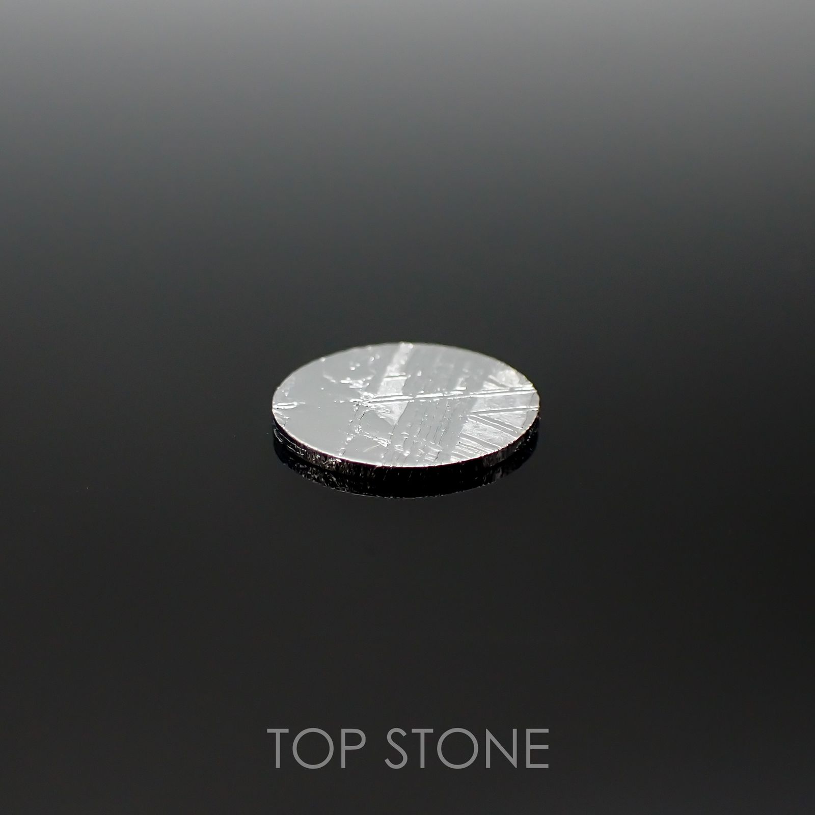 ムオニナルスタ隕石 発見地：スウェーデン 2.25ct[220115606]10x10mm前後