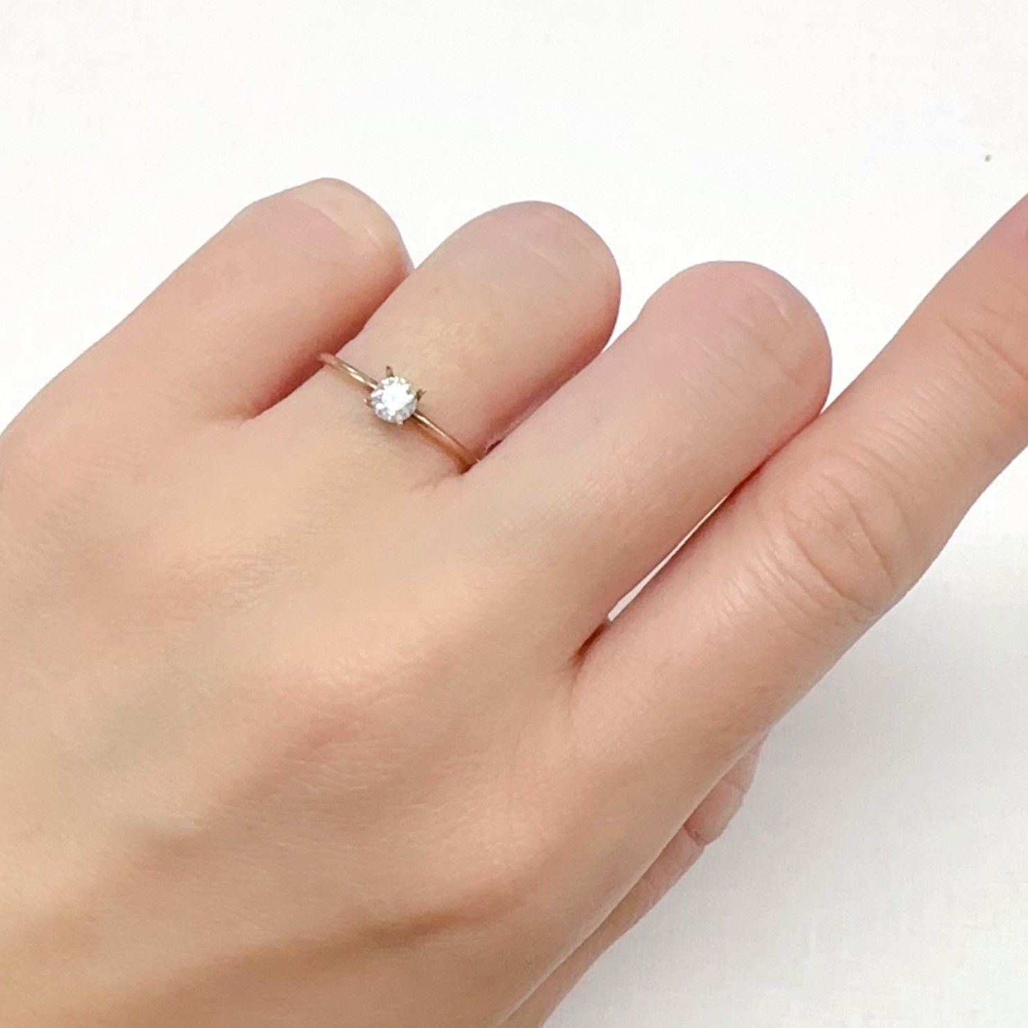 シルキーダイヤモンド 0.21ct[240326628]3.9x3.9mm前後