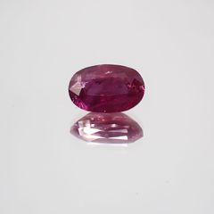 パープルサファイア(宝石名パープル・サファイア) カシミール地方産 1.633ct ソ付(彩珠)[210310235]8.4×5.6mm前後