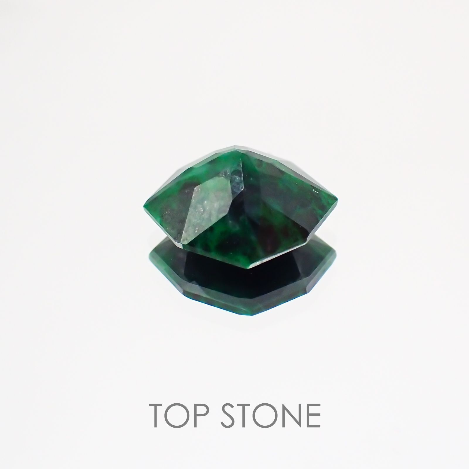 モーシッシ(宝石名マウシットシット) ビルマ産 2.08ct 識別済[20128747]8.6×8.6mm前後