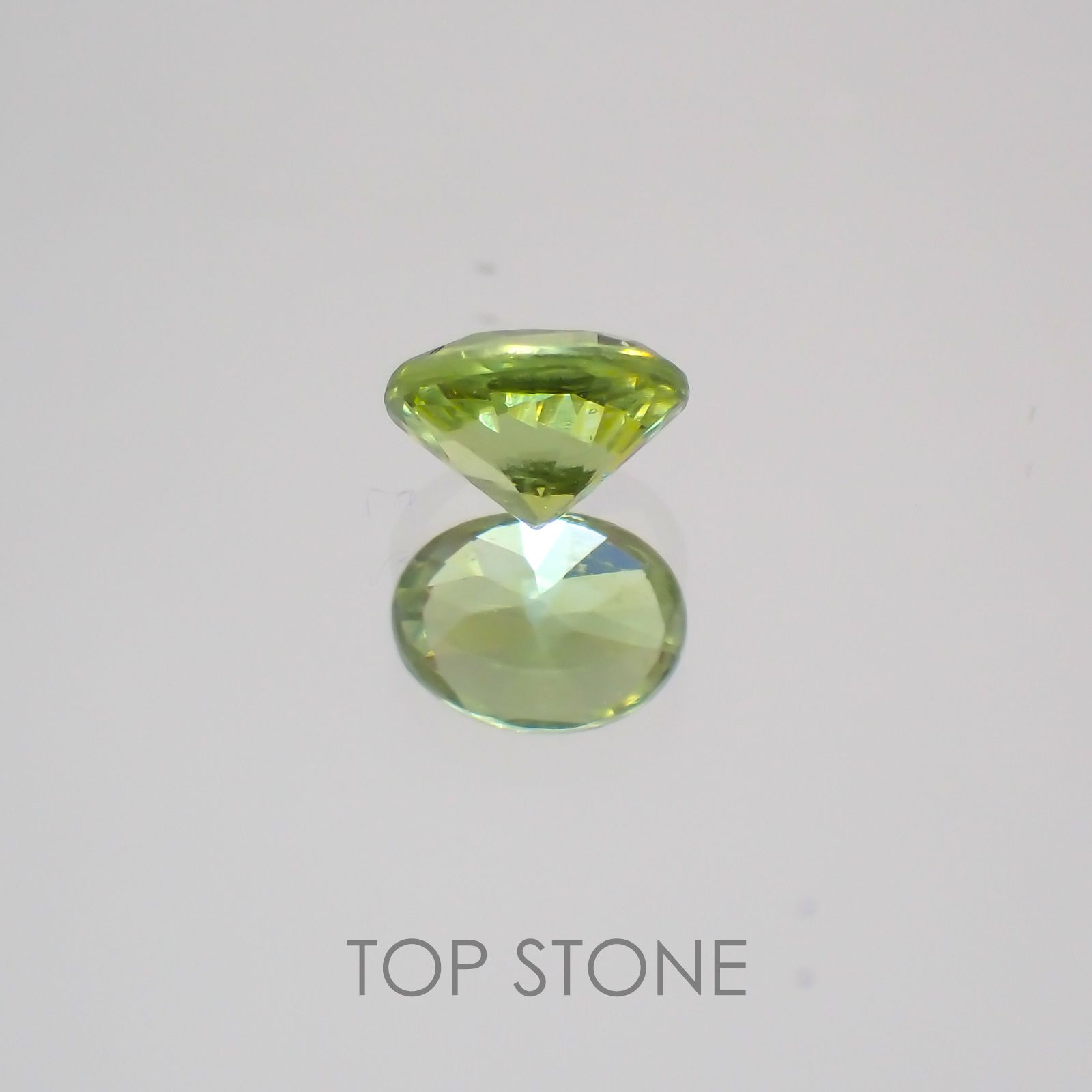 デマントイドガーネット ナミビア産 ルース 0.23ct[21029895]4×3mm前後