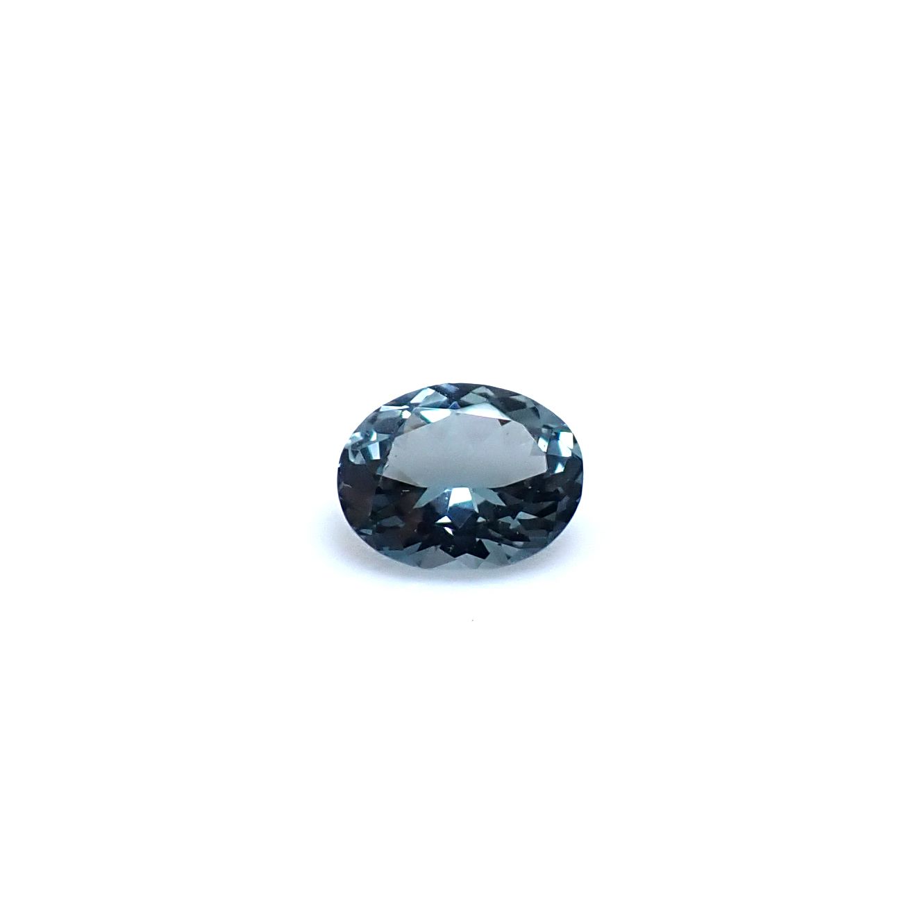 ブルーイッシュグレースピネル モザンビーク産 0.33ct / 5x3.9mm前後 [260632520]