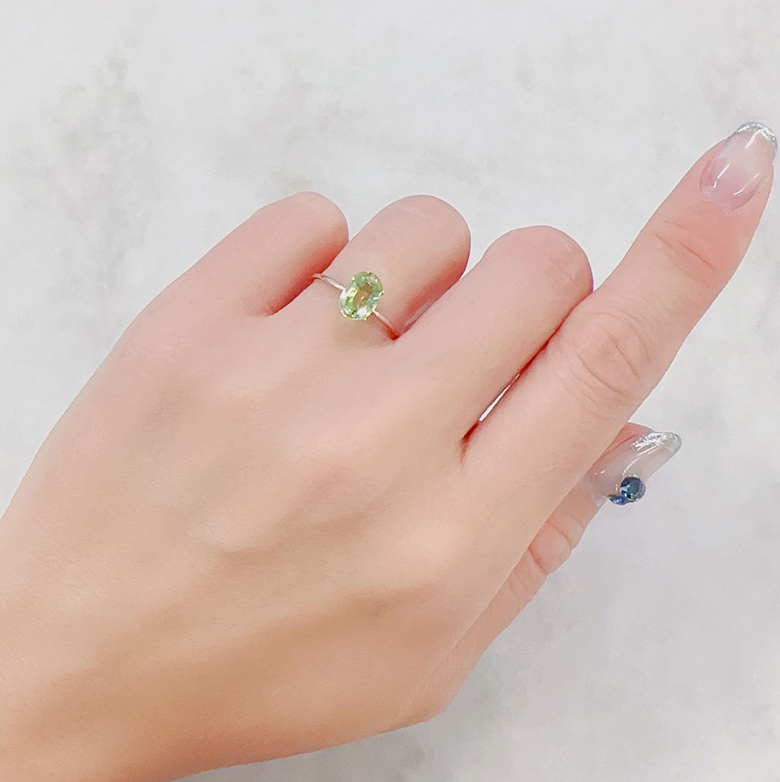 ミントガーネット(宝石名グリーン グロッシュラー・ガーネット)タンザニア・メレラニ鉱山産 1.22ct 識別済[230622486]7.8x5.6mm前後