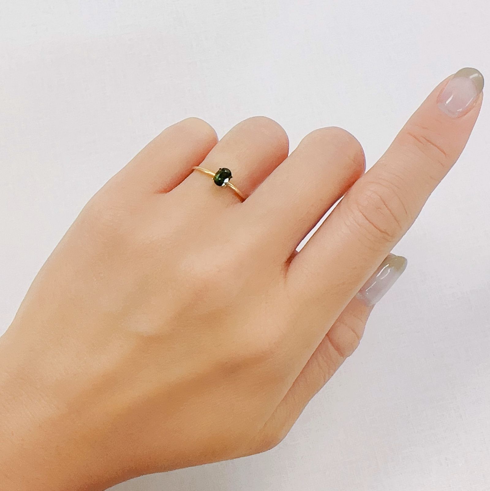 クロムトルマリン(宝石名クロム・トルマリン)タンザニア産 0.34ct 識別済[230823073]5.1x3.8mm前後