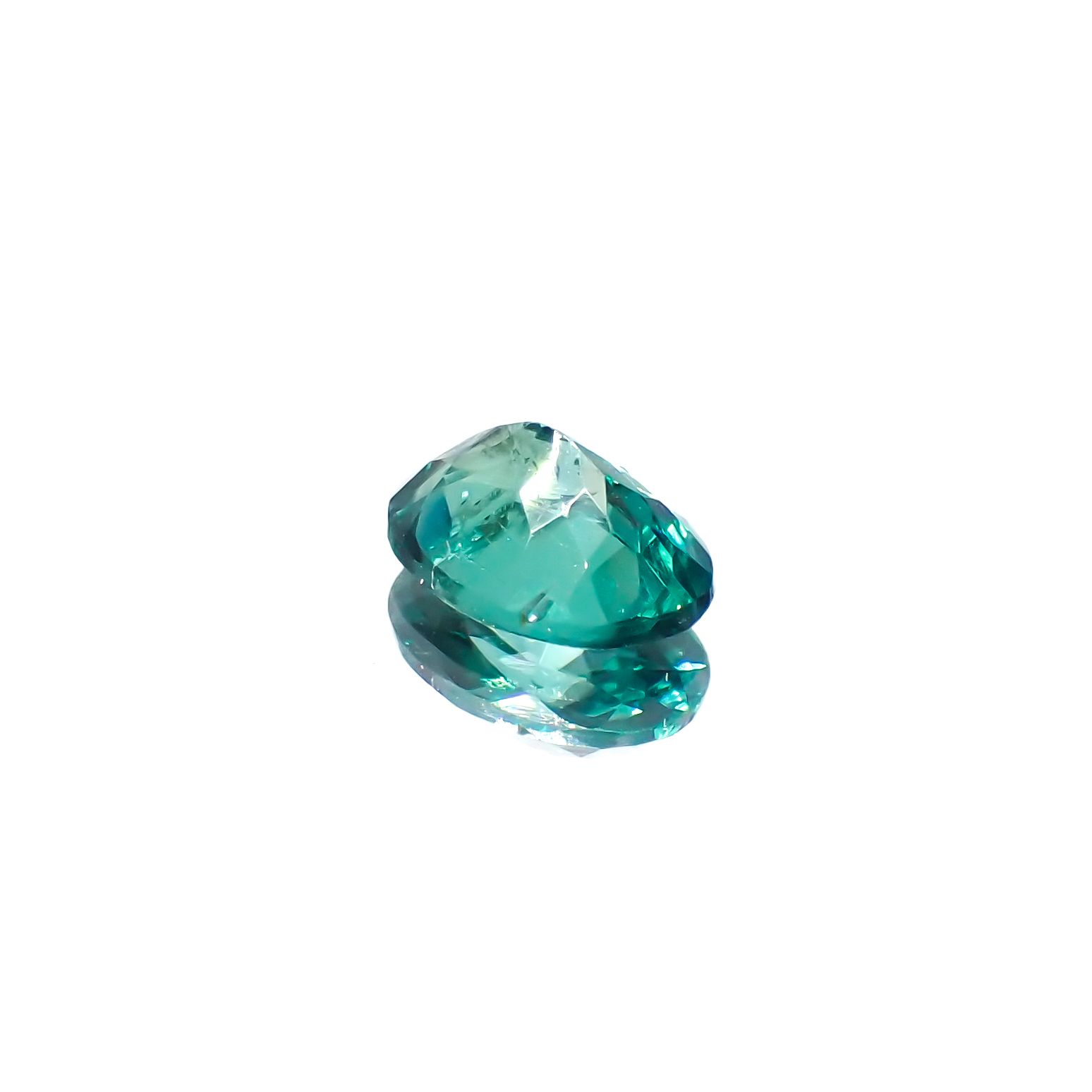 ノーブルモロキサイト マダガスカル産 0.71ct[240326544]6.9x4.9mm前後