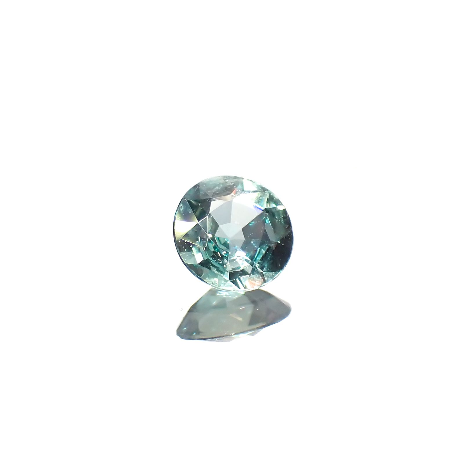 アレキサンドライト ブラジル産/EmeraldMains社製 0.17ct[240427159]3.7x3.6mm前後