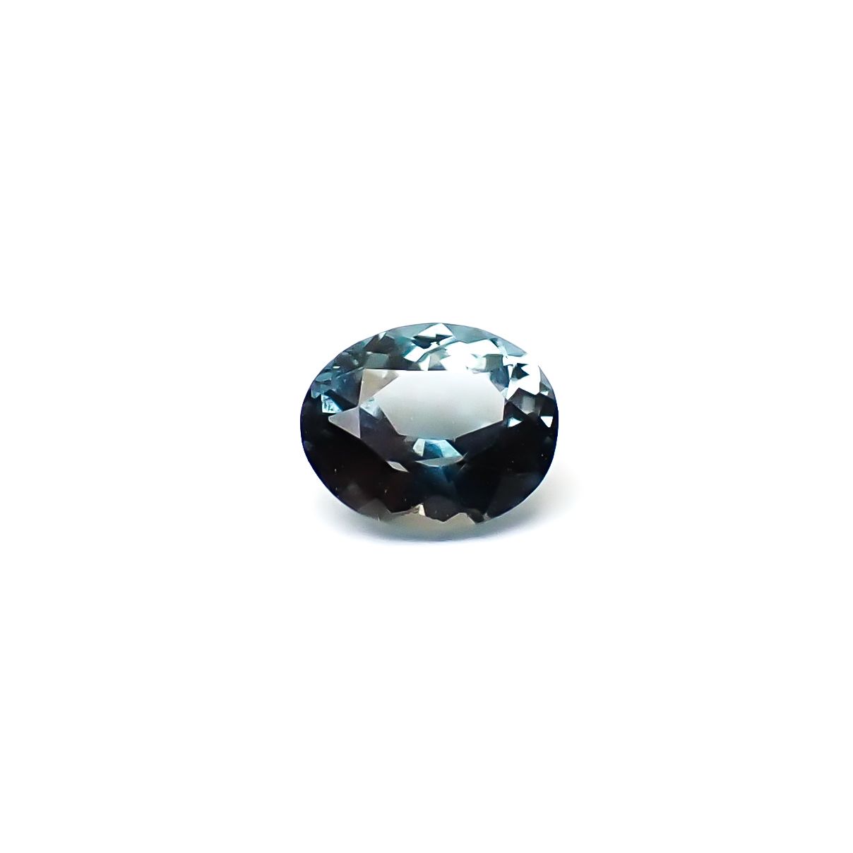 サファリン スリランカ産 0.11ct / 3.3x2.7mm前後 [260432060]