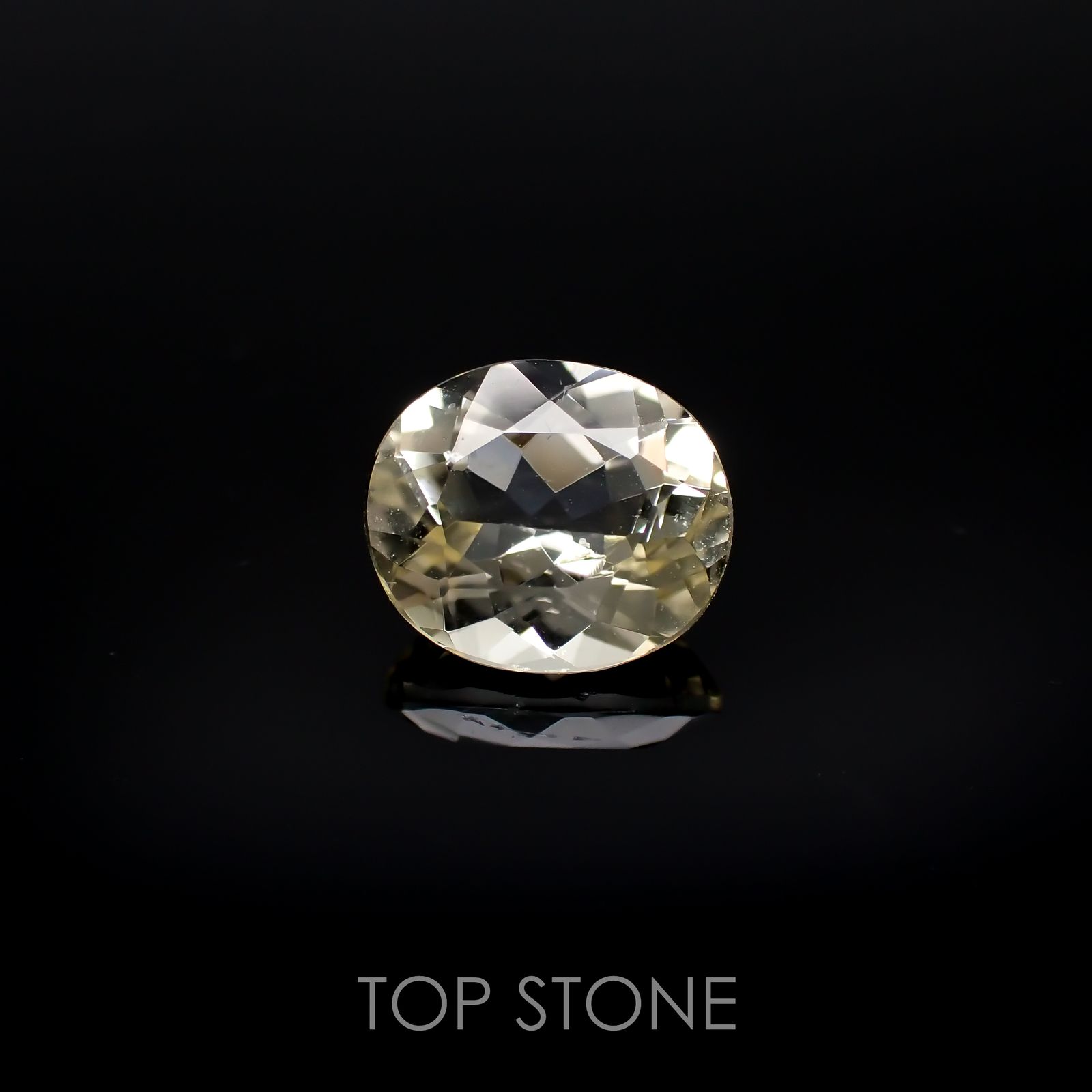イエロースキャポライト(宝石名イエロー・スキャポライト)ブラジル・ミナスジェライス州産 1.86ct 識別済[220918020]8.7x7.6mm前後