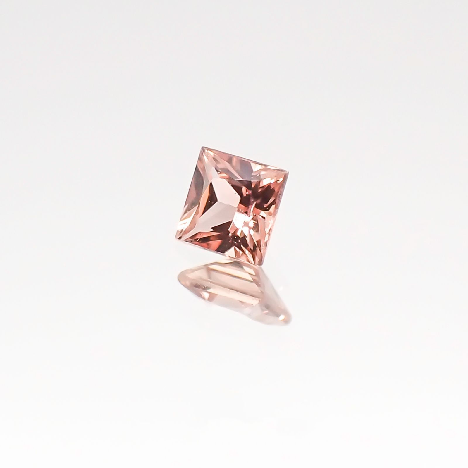 ◇プリンセスカット◇パパラチャサファイア ソーティング付き スリランカ産 ルース 0.13ct[20116958]2.73×2.67mm前後