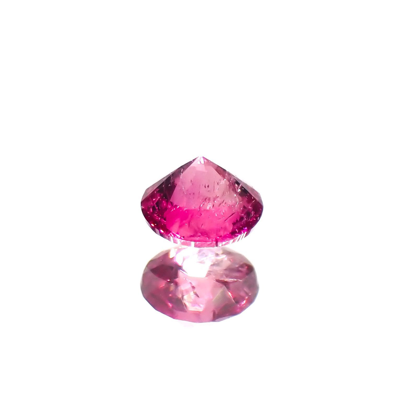 レッドベリル(宝石名レッド・ベリル)アメリカ・ユタ州産 0.088ct 識別済[230119924]2.9x2.9mm前後