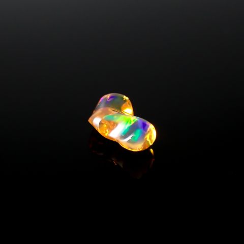 ファイヤーオパール 原石 メキシコ産 0.82ct[240125267]8.9x5.3mm前後