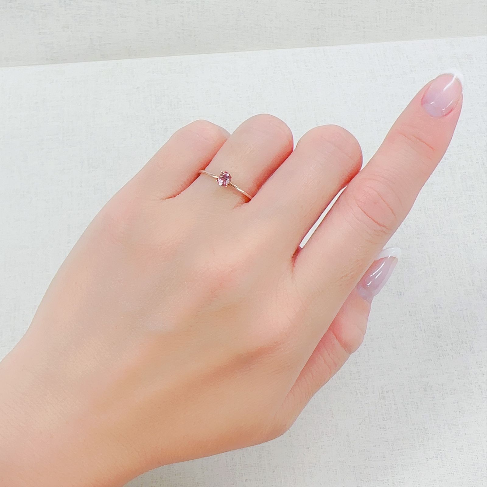 パパラチャサファイア 非加熱(宝石名サファイア/別名パパラチャ・サファイア)スリランカ産 0.25ct GIA鑑付[230521939]4.05x3.12mm前後