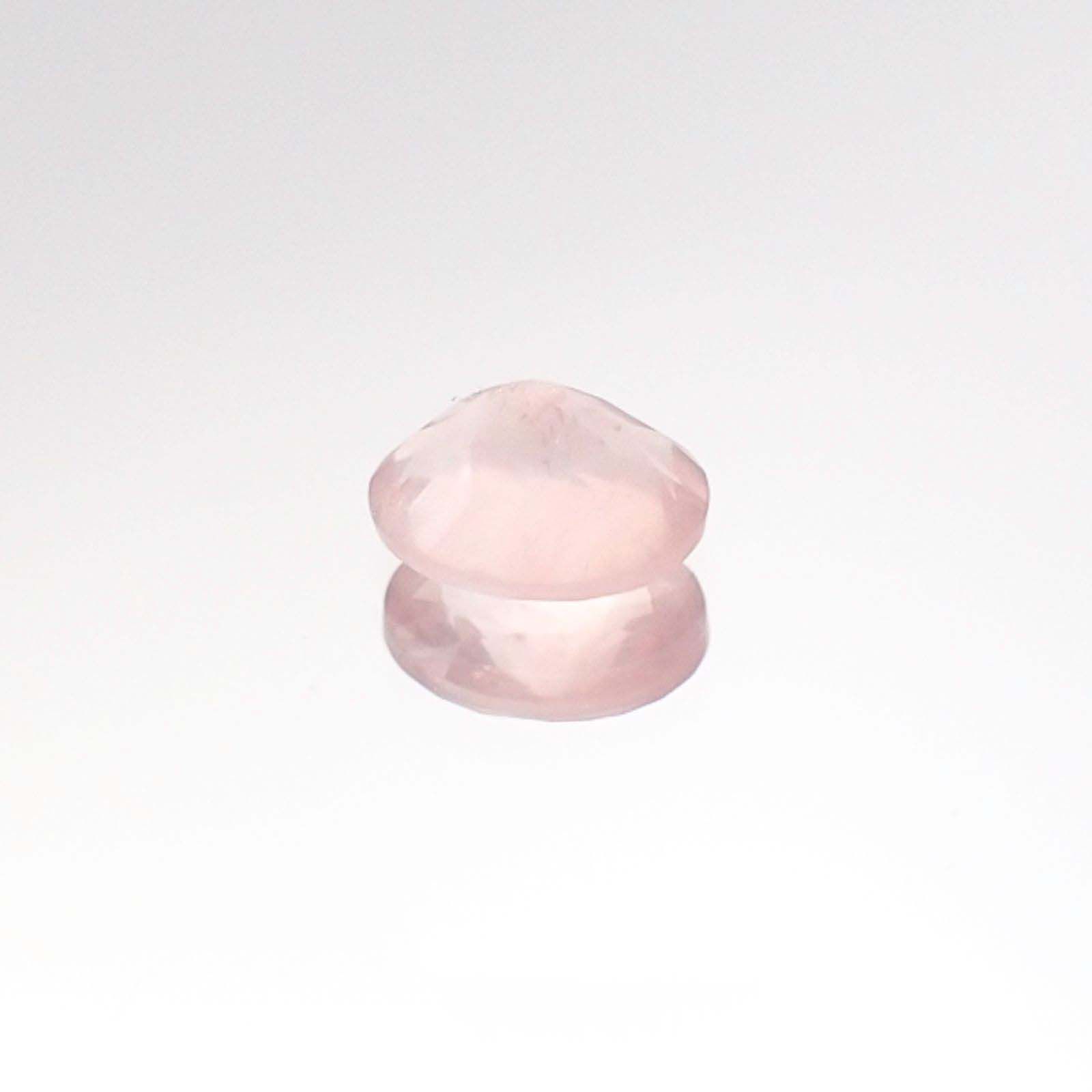 ディープローズクォーツ(宝石名ローズ・クォーツ)モザンビーク産 0.47ct 識別済[230722937]5.8x4.6mm前後