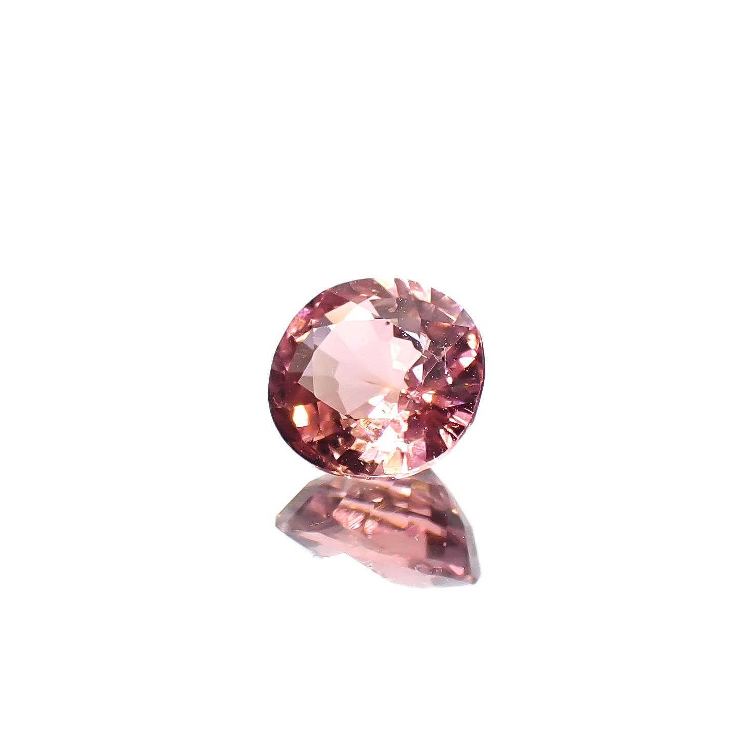 ローズピンクトルマリン(宝石名ピンク・トルマリン)ブラジル/アフリカ産 0.89ct 識別済[240929139]6.2x5.9mm前後
