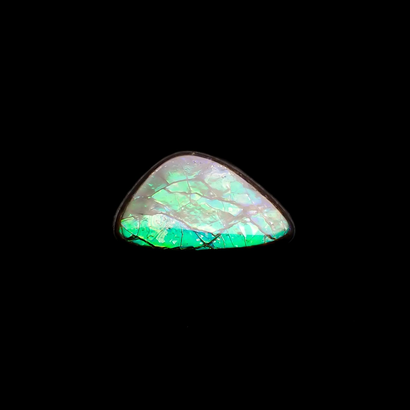 アンモライト トリプレット カナダ産 5.87ct[230823119]9.1x15.2mm前後