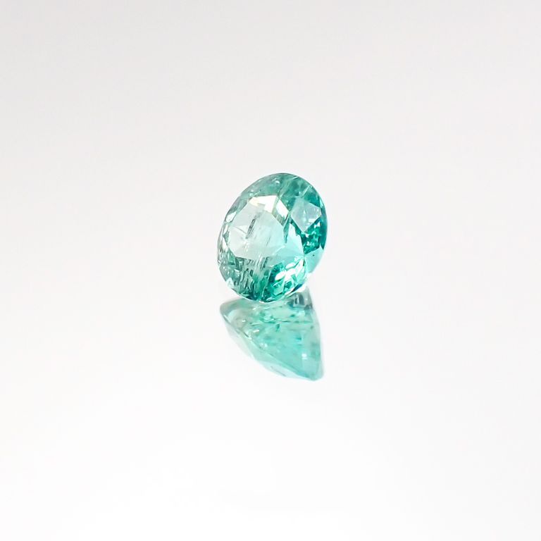 パライバトルマリン(宝石名トルマリン/別名パライバ・トルマリン) ブラジル産 0.288ct ソ付(宝貴協)[20106435]4.2×4.1mm前後