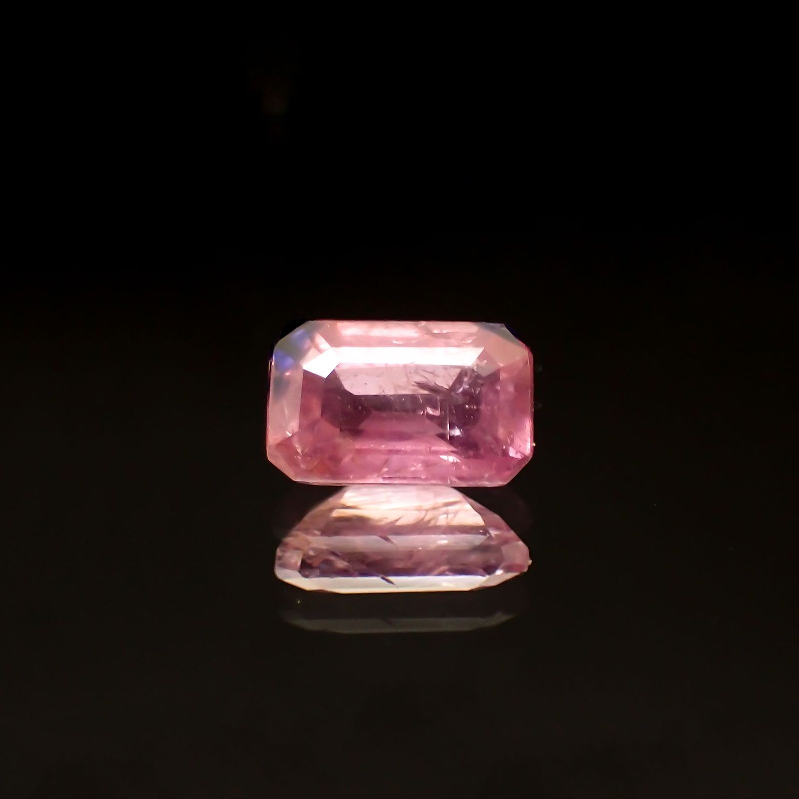ウィンザーサファイア タンザニア・ウィンザー産 0.80ct[221018385]6.2x3.9mm前後