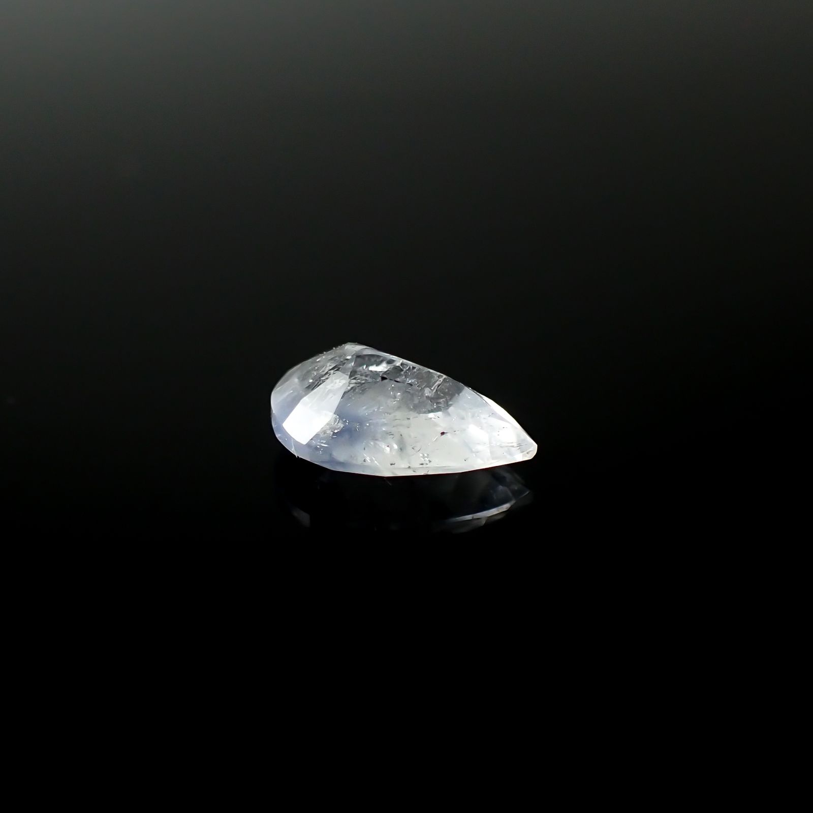 デュモルチェライトインクォーツ ブラジル産 1.00ct[240125646]8.5x6mm前後