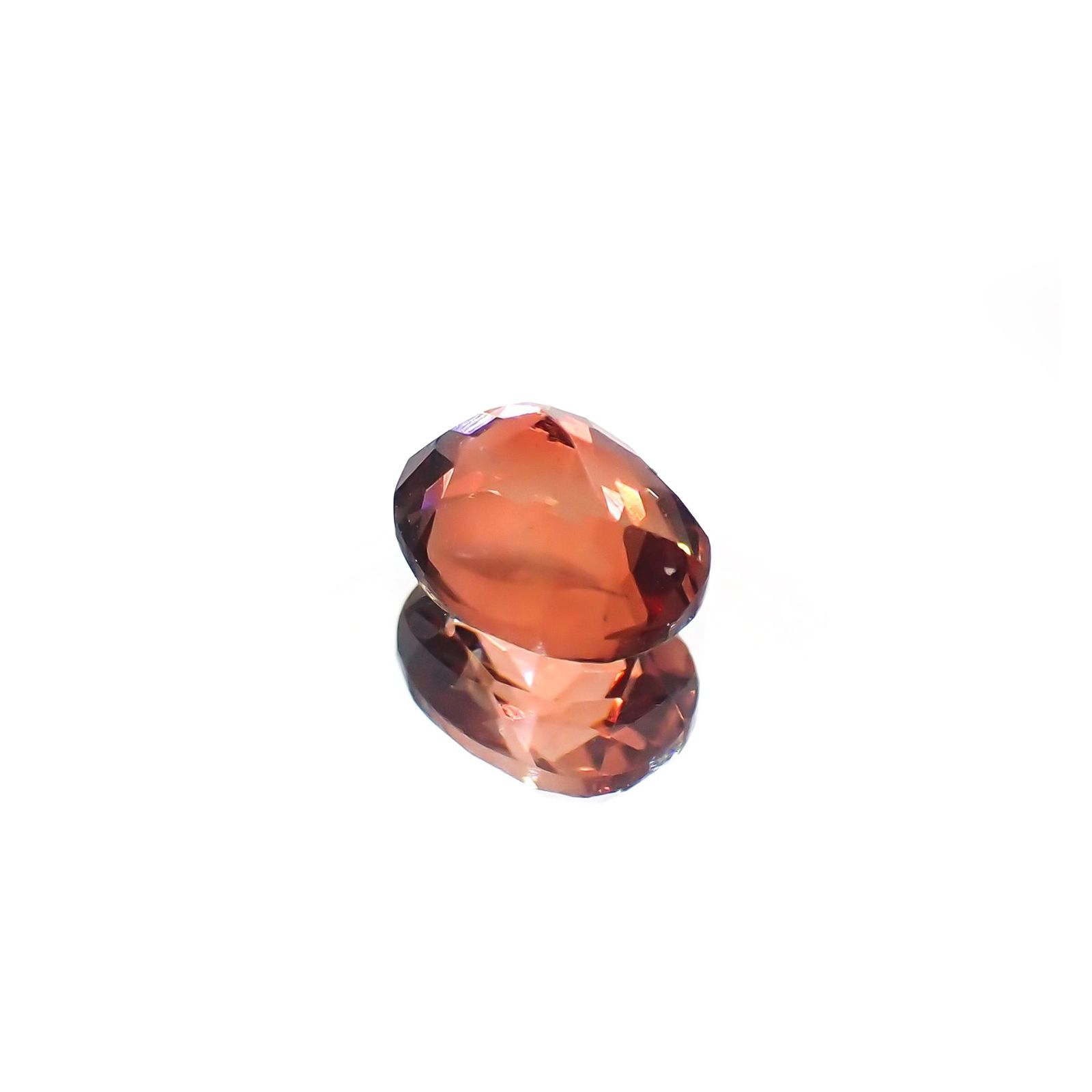 アンデシン(宝石名アンデシン)チベット産 識別済 0.71ct / 6.4x5mm前後 [220115258]