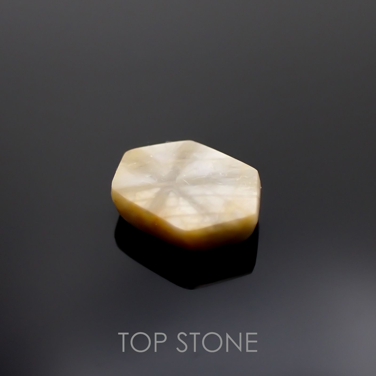 トラピッチェサファイア 原石スライス磨き(宝石名トラピッチェ・サファイア)ミャンマー産 1.59ct 識別済[221119100]7.7x6.4mm前後